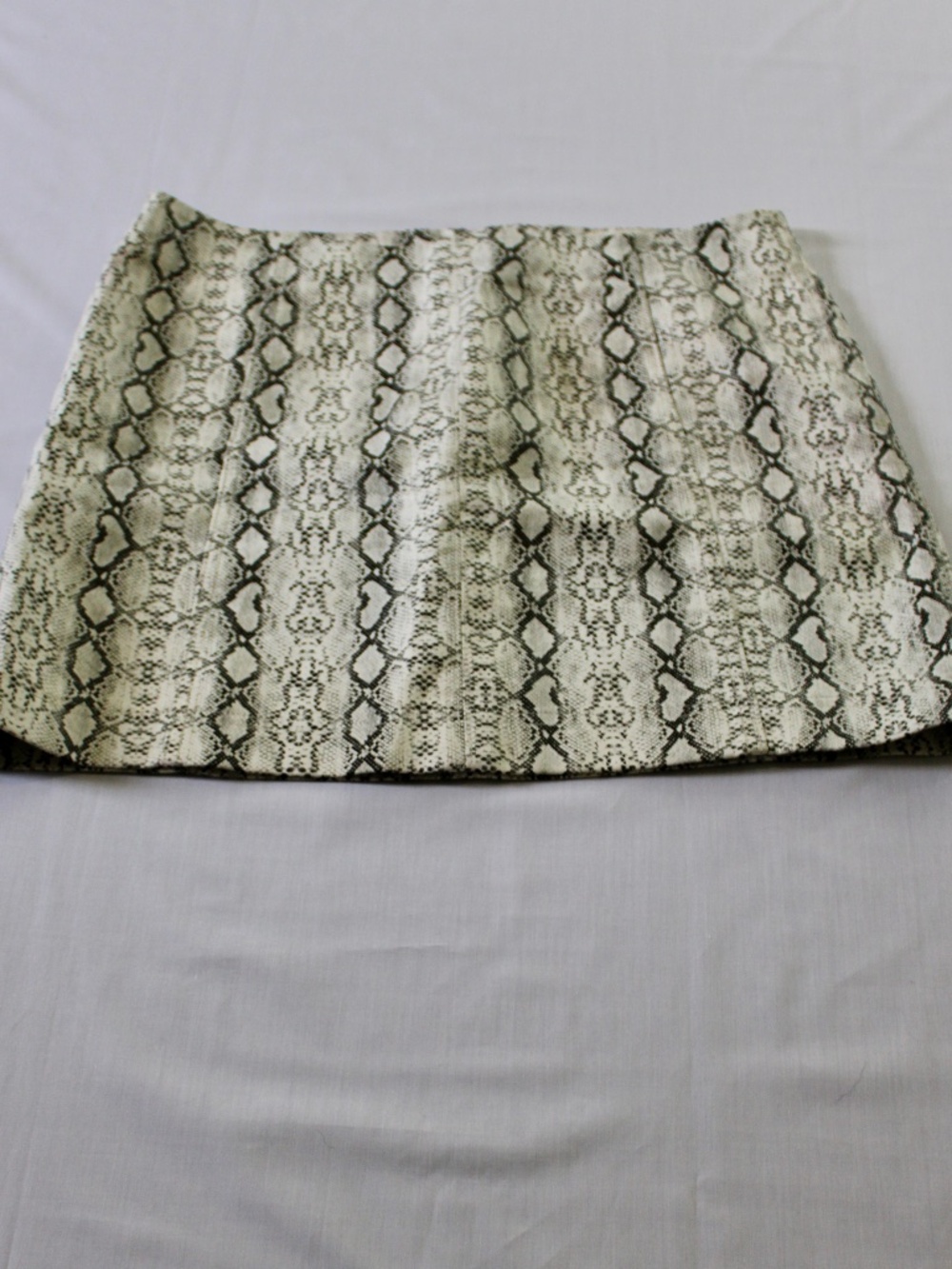 Newbury Kustom Snakeskin Print Mini Skirt Size M
